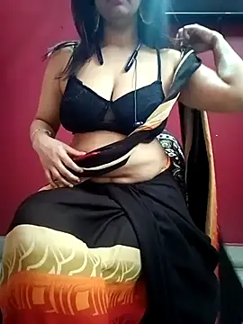 Snapshot of payal9038 chatting on February 24, 3:02 am payal9038 online show from February 24, 3:02 am