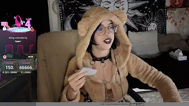 Snapshot of LisandreLaVenale chatting on October 9, 10:19 pm LisandreLaVenale online show from October 9, 10:19 pm