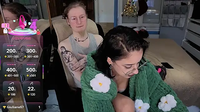 LisandreLaVenale online show from December 18, 9:10 pm