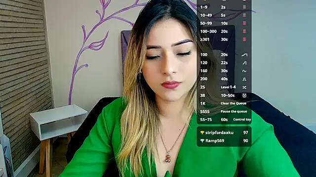 DahliaMoore online show from December 3, 3:22 pm
