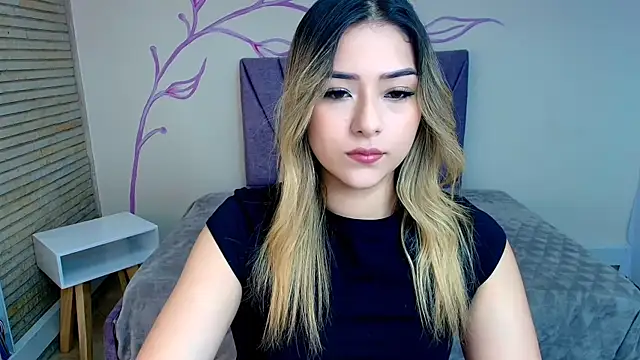 DahliaMoore online show from December 13, 12:06 pm