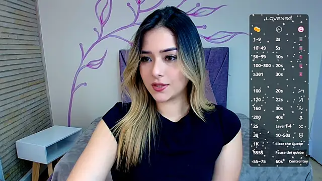 DahliaMoore online show from December 13, 3:11 pm