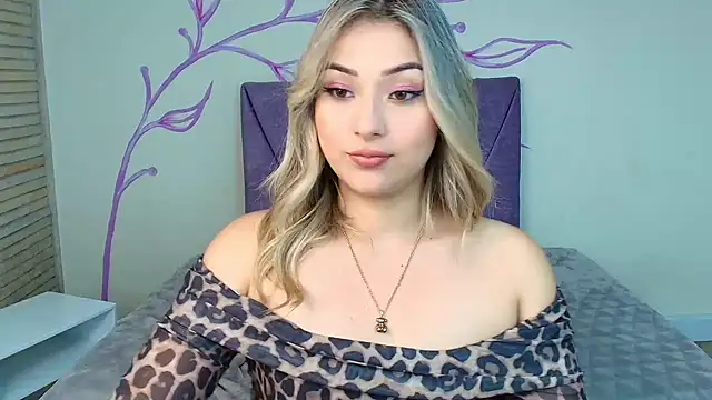 DahliaMoore online show from February 6, 10:53 pm