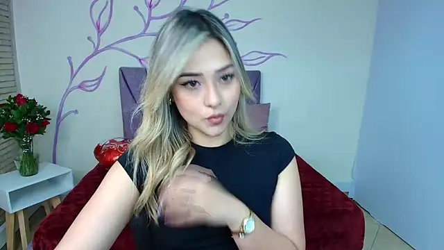 DahliaMoore online show from February 18, 7:41 pm