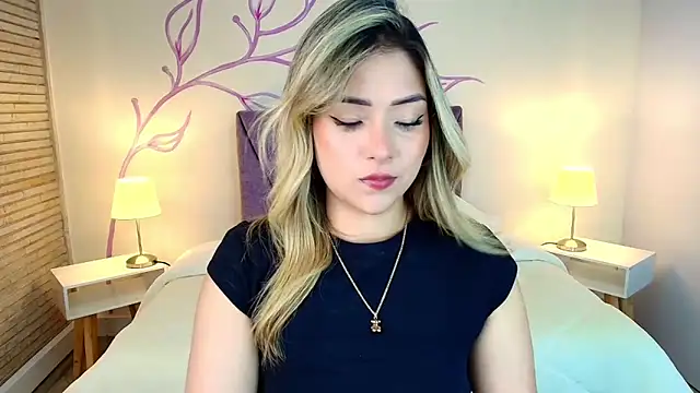 DahliaMoore online show from March 23, 12:47 am