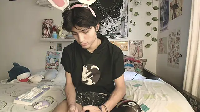 Corey Glenn online show from February 6, 2:42 pm