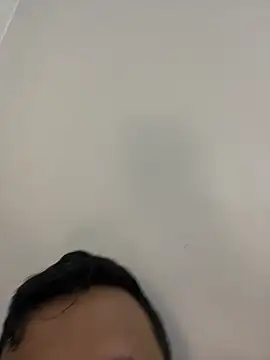 Snapshot of talall12345 chatting on February 1, 11:42 am talall12345 online show from February 1, 11:42 am