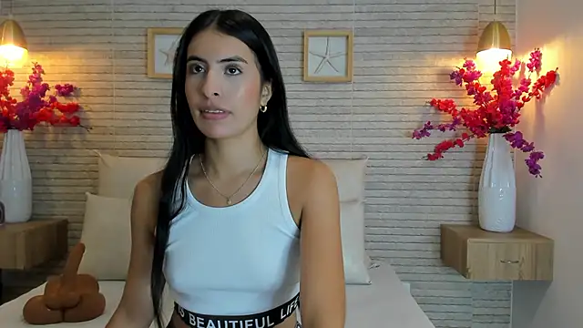 IssabellaLopez online show from October 1, 12:22 pm