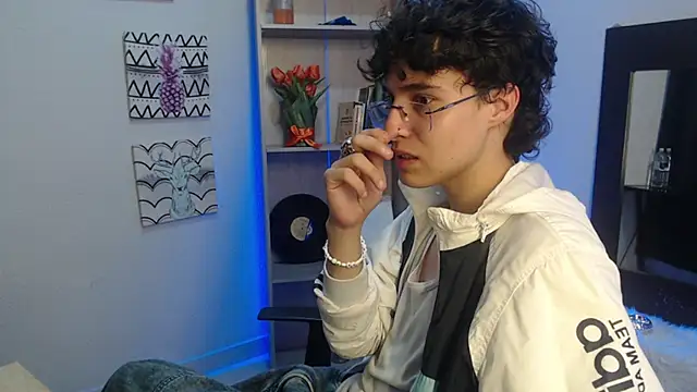 Jeam hot online show from January 11, 10:07 pm