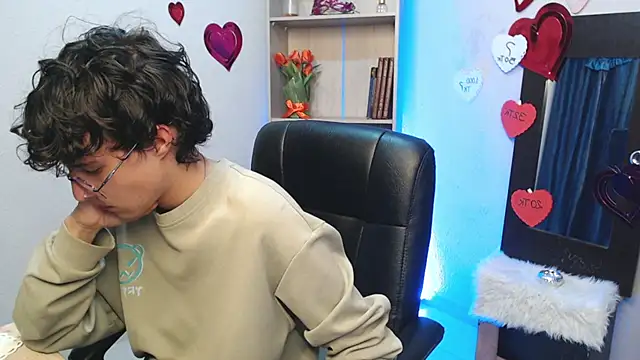 Jeam hot online show from March 4, 12:50 am