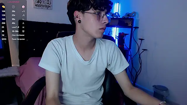 Jeam hot online show from December 2, 10:38 pm