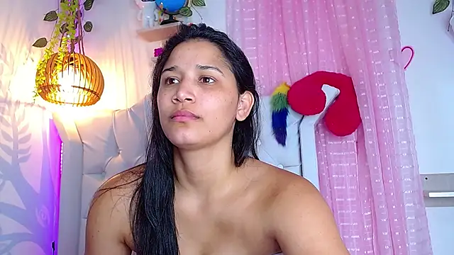 Alison Wiley online show from June 27, 4:06 am