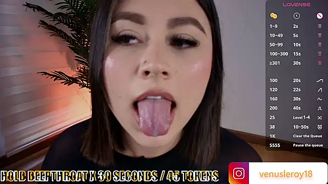 venusleroy  online show from December 28, 9:30 pm