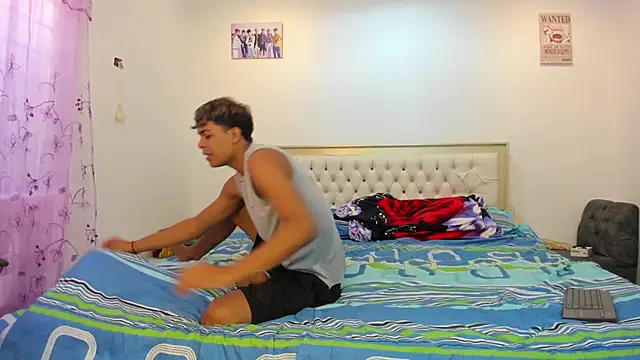 dafnezahiraa  online show from January 30, 6:10 pm