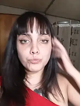 lucylovles online show from July 28, 4:19 am