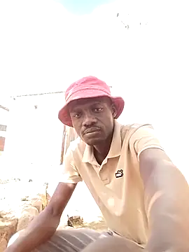 Snapshot of Izifebe chatting on December 16, 7:13 am Izifebe online show from December 16, 7:13 am