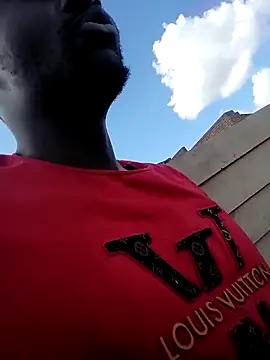 Snapshot of Izifebe chatting on March 23, 12:53 pm Izifebe online show from March 23, 12:53 pm