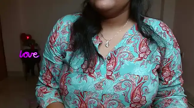 Naughty Ayesha1 online show from February 26, 4:47 am