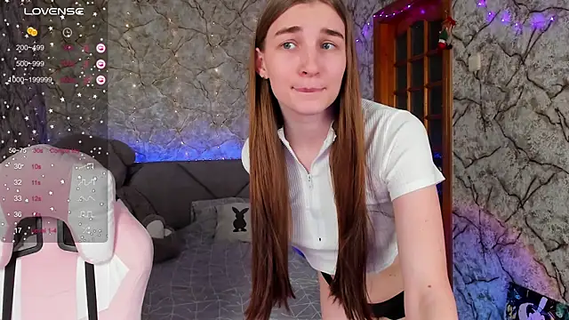  flowersweeet  online show from February 26, 8:00 pm