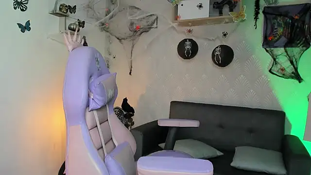 Alaia Love77 online show from October 19, 11:05 pm