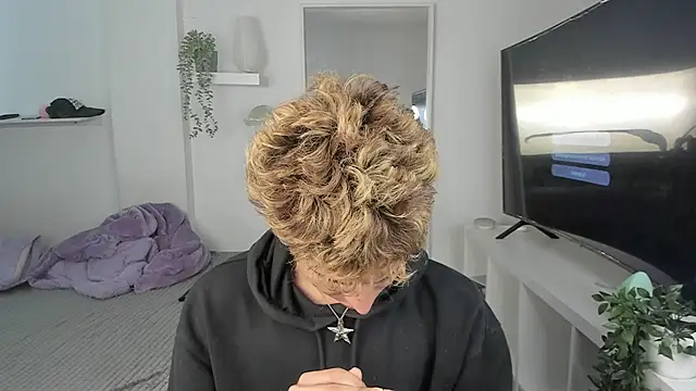 santy-kitty online show from November 6, 7:48 pm