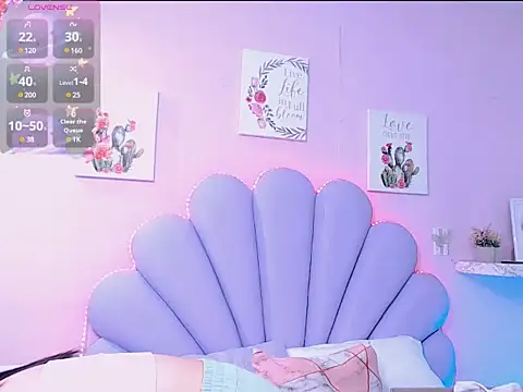 Snapshot of HannaPretthy chatting on January 28, 6:49 pm HannaPretthy online show from January 28, 6:49 pm