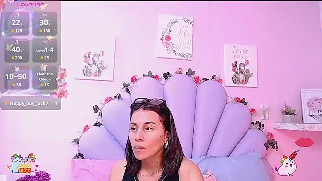 Snapshot of HannaPretthy chatting on February 17, 6:59 pm HannaPretthy online show from February 17, 6:59 pm