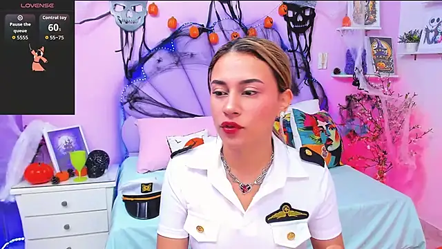 Snapshot of HannaPretthy chatting on October 30, 11:33 am HannaPretthy online show from October 30, 11:33 am