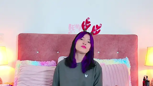 AlliciaKim online show from December 6, 7:12 pm