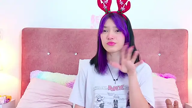 AlliciaKim online show from December 10, 7:11 pm