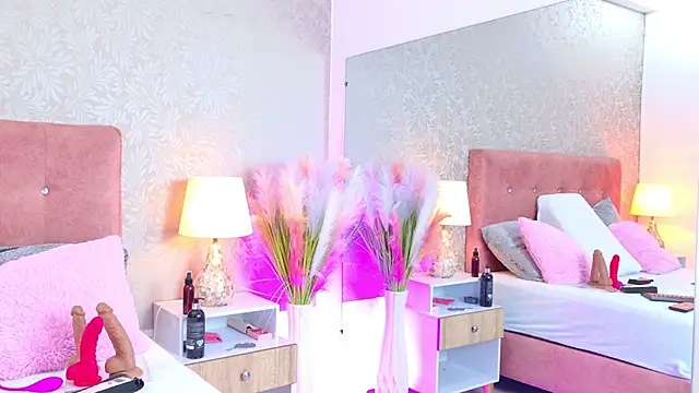 Snapshot of AlliciaKim chatting on October 13, 7:36 pm AlliciaKim online show from October 13, 7:36 pm