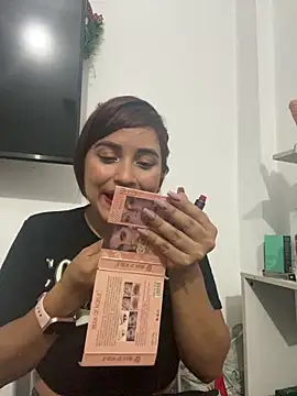 Snapshot of perlita05 chatting on March 5, 1:21 am perlita05 online show from March 5, 1:21 am