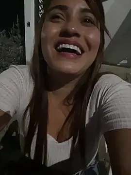 Snapshot of perlita05 chatting on March 21, 1:56 am perlita05 online show from March 21, 1:56 am