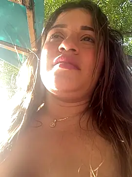 Snapshot of perlita05 chatting on September 27, 8:47 pm perlita05 online show from September 27, 8:47 pm