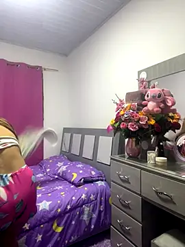 Snapshot of perlita05 chatting on November 22, 3:27 am perlita05 online show from November 22, 3:27 am