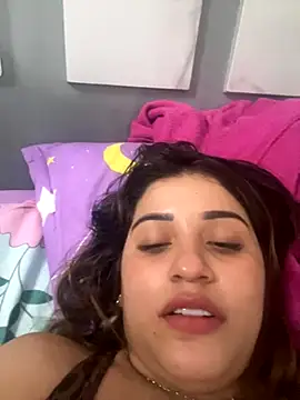 Snapshot of perlita05 chatting on December 5, 8:16 pm perlita05 online show from December 5, 8:16 pm