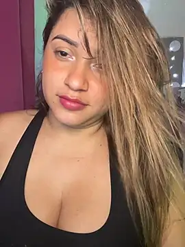 perlita05 online show from February 3, 6:22 am