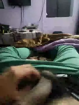 Snapshot of youngbull_21delhi chatting on December 20, 8:28 am youngbull 21delhi online show from December 20, 8:28 am