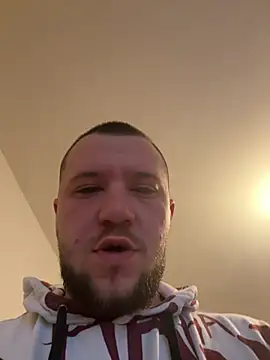 Snapshot of klydick chatting on December 24, 10:44 am klydick online show from December 24, 10:44 am