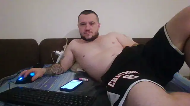Snapshot of klydick chatting on December 24, 9:33 pm klydick online show from December 24, 9:33 pm