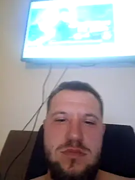 Snapshot of klydick chatting on July 10, 10:45 pm klydick online show from July 10, 10:45 pm