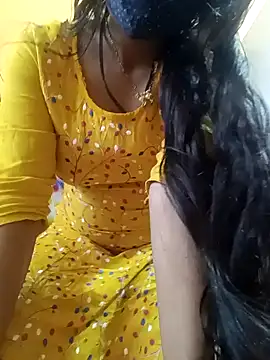 CutePriya613 online show from December 24, 9:50 am
