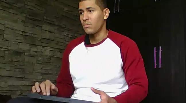 Sexylatin64 online show from March 7, 3:07 pm