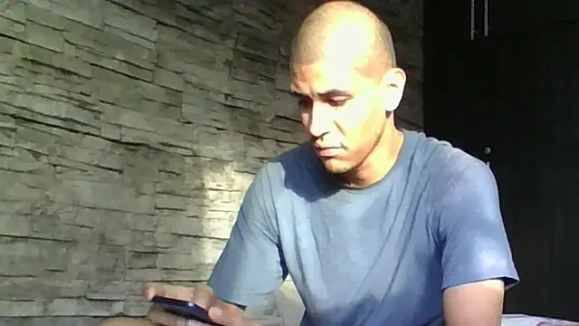 Snapshot of Sexylatin64 chatting on July 28, 12:01 pm Sexylatin64 online show from July 28, 12:01 pm