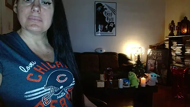 mandaloriangirls online show from December 19, 6:59 pm