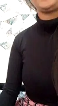 Snapshot of Mahi_Baby25 chatting on December 15, 3:34 am Mahi Baby25 online show from December 15, 3:34 am