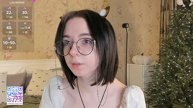 Nora Failure online show from December 25, 8:07 am