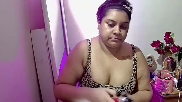 Snapshot of GoddessLorenaTheeSiren chatting on March 6, 2:08 pm GoddessLorenaTheeSiren online show from March 6, 2:08 pm