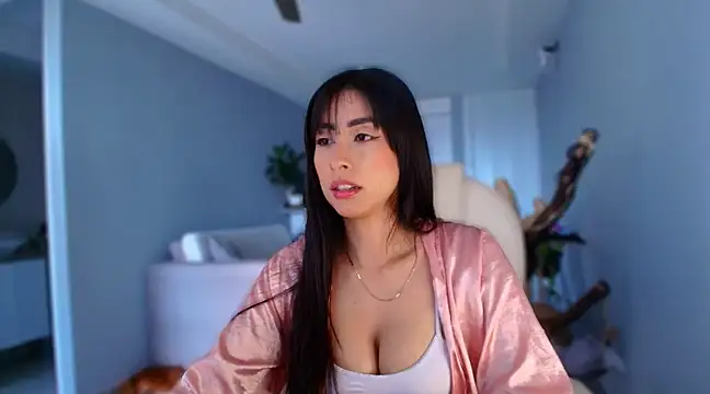 auroracaruso11 online show from March 1, 4:00 pm