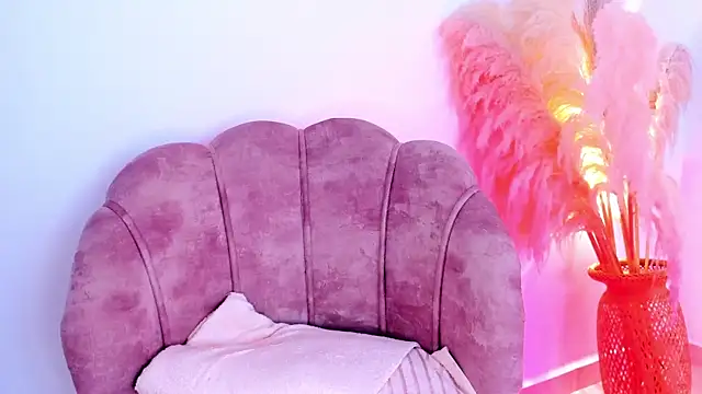 amelie murphy  online show from January 11, 3:42 pm